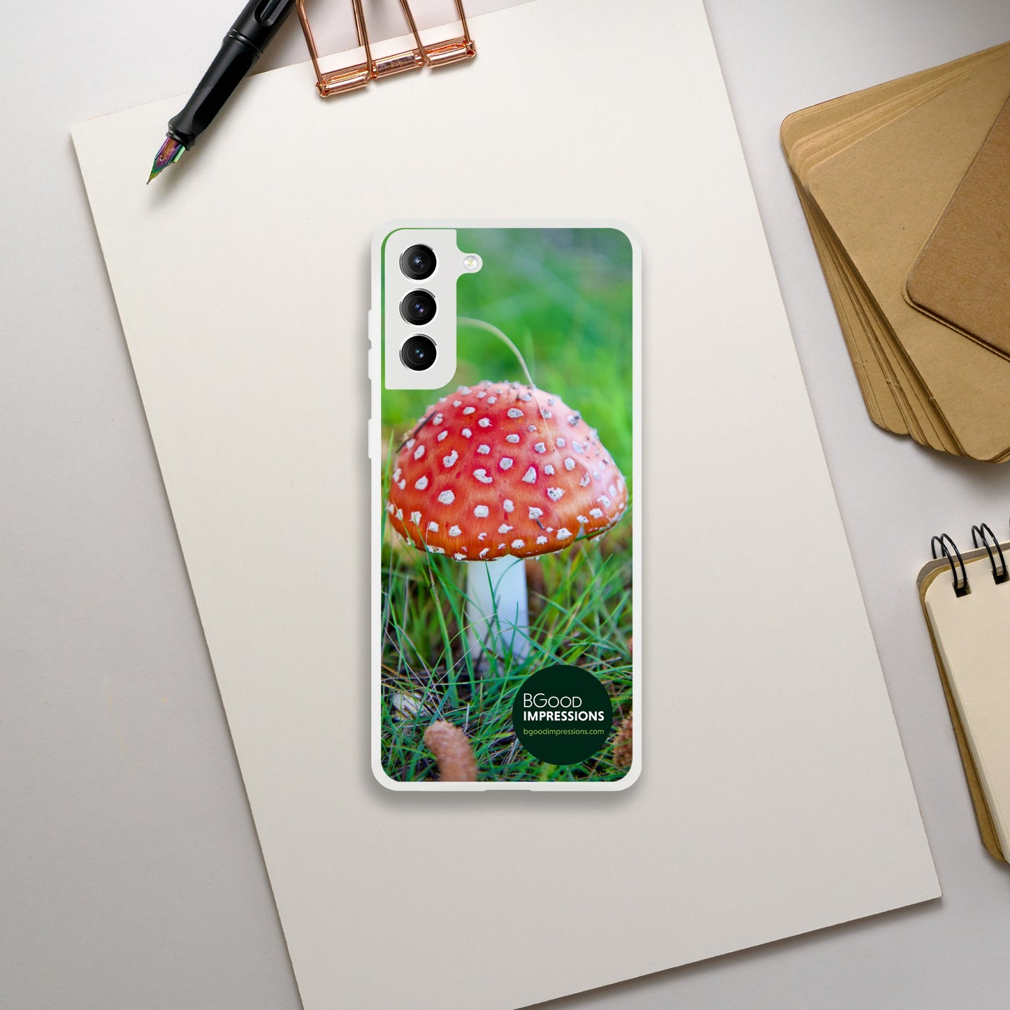 Red mushroom phone case