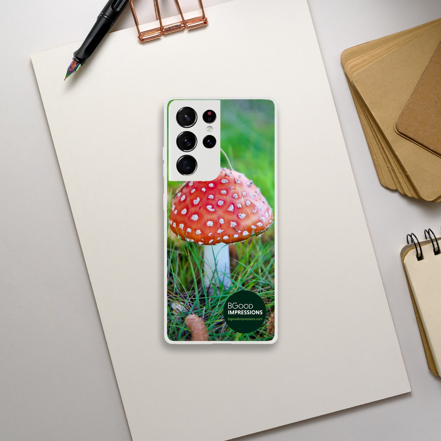 Red mushroom phone case